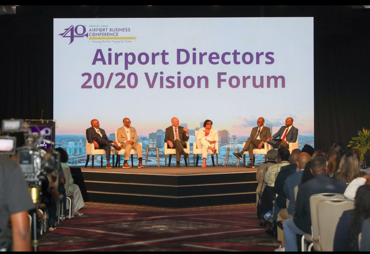 JabariJYoung's tweet image. Thanks again to the Airport Minority Advisory Council for having me host their 40th anniversary conference in New Orleans. So dope to share the stage with five CEOs of major U.S. airports and learning more about the aviation business 💯