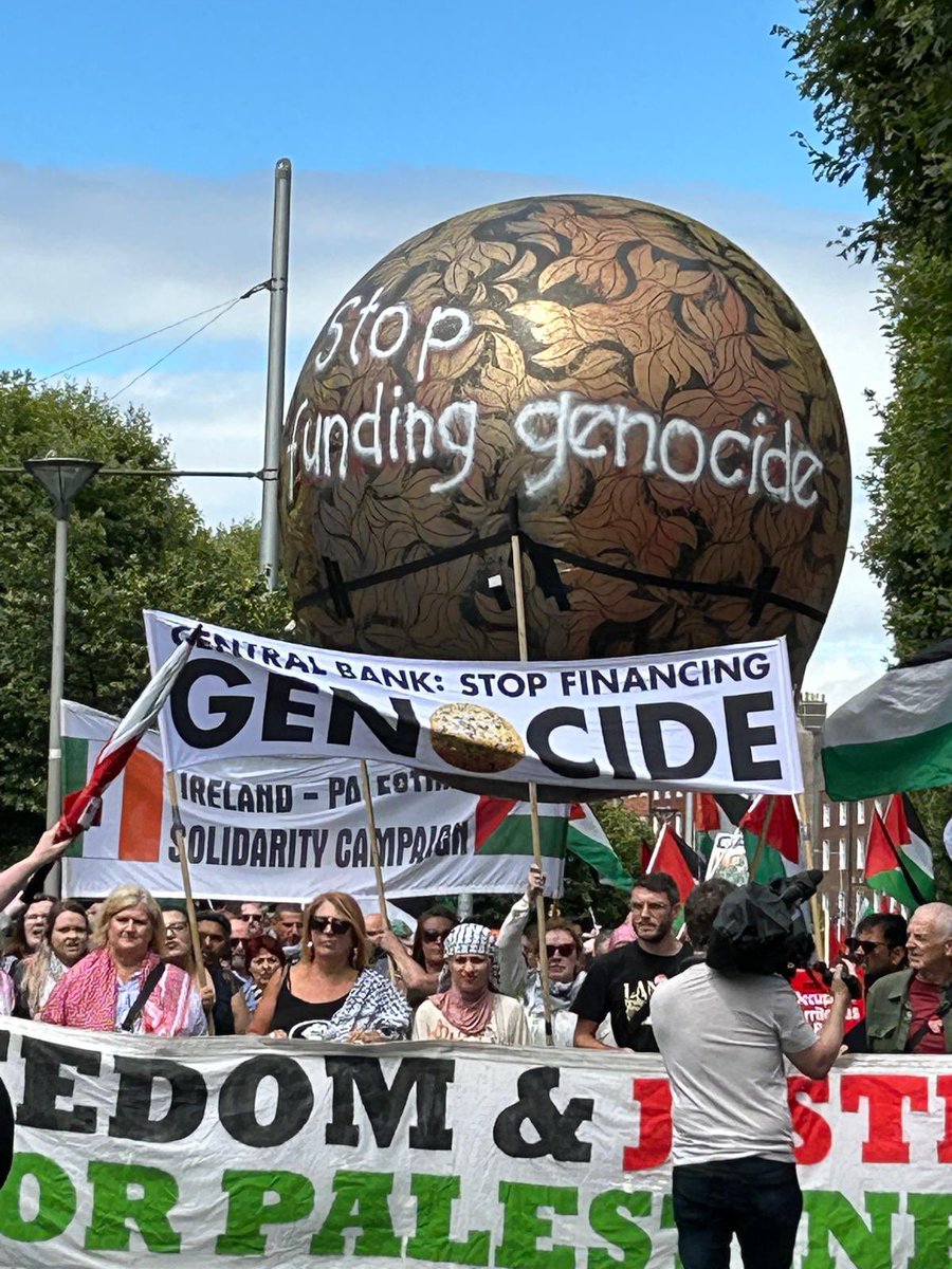 DMitchellTD's tweet image. 🇮🇪🇵🇸 Huge turnout in Dublin for the National March for Palestine.
Stop the genocide, end the siege and enact the Occupied Territories Bill!