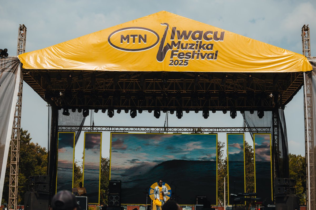 EAPRwanda's tweet image. NYAGATARE umunsi wamateka wageze #MTNIwacuMuzika2025 yahageze reka turye show. #tujyane