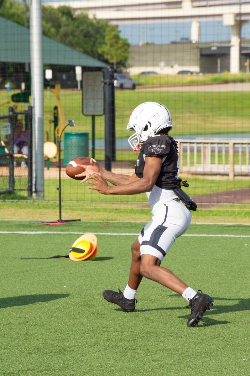 SWRaidersFB's tweet image. Loading…. #RoadToSavannah 🏴‍☠️