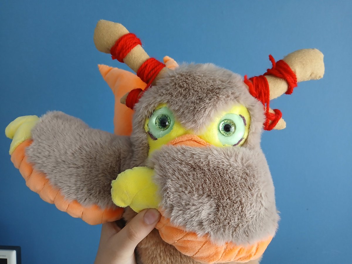 DoFf0934's tweet image. Rare tweedle plush 
I&apos;m sure it has a lot of flaws, but still it was one of the first plushes that I ever made
#mysingingmonsters