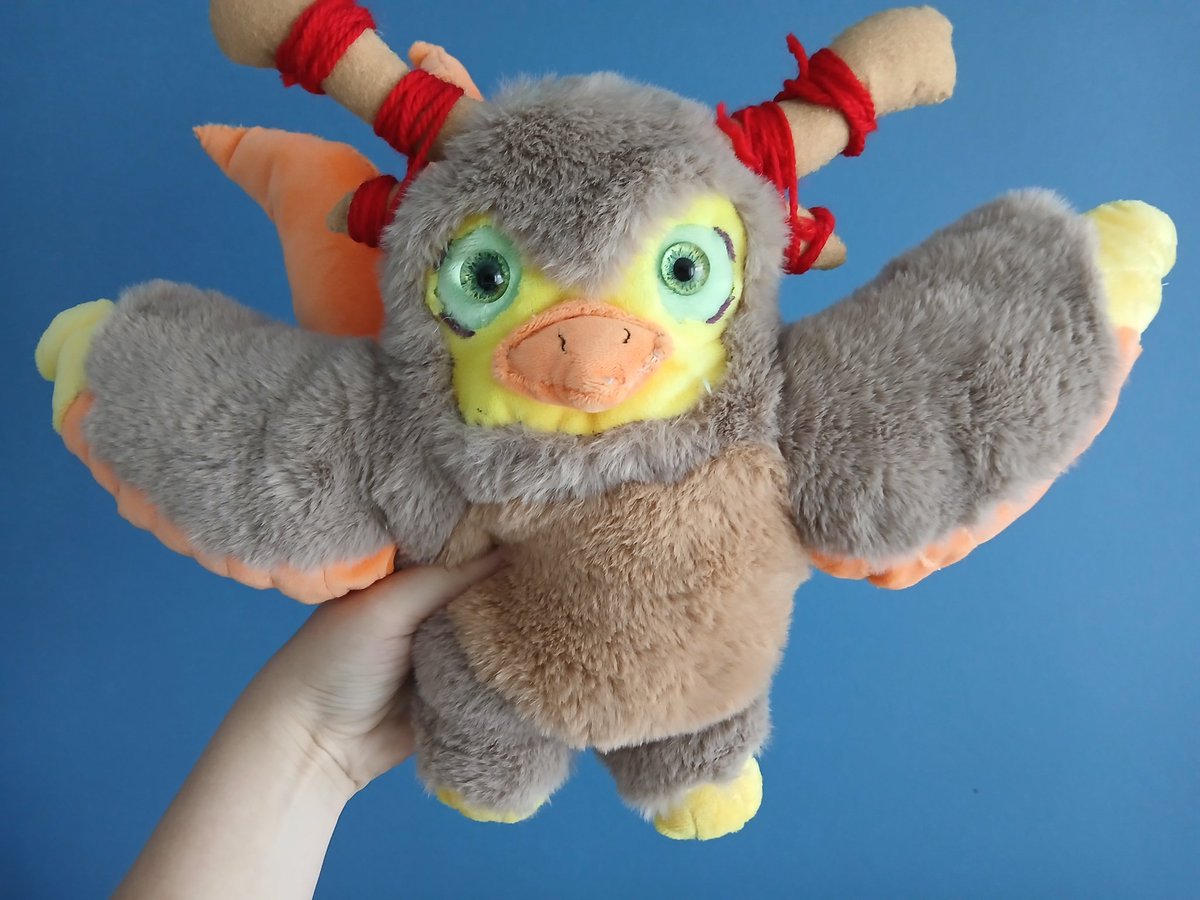 DoFf0934's tweet image. Rare tweedle plush 
I&apos;m sure it has a lot of flaws, but still it was one of the first plushes that I ever made
#mysingingmonsters
