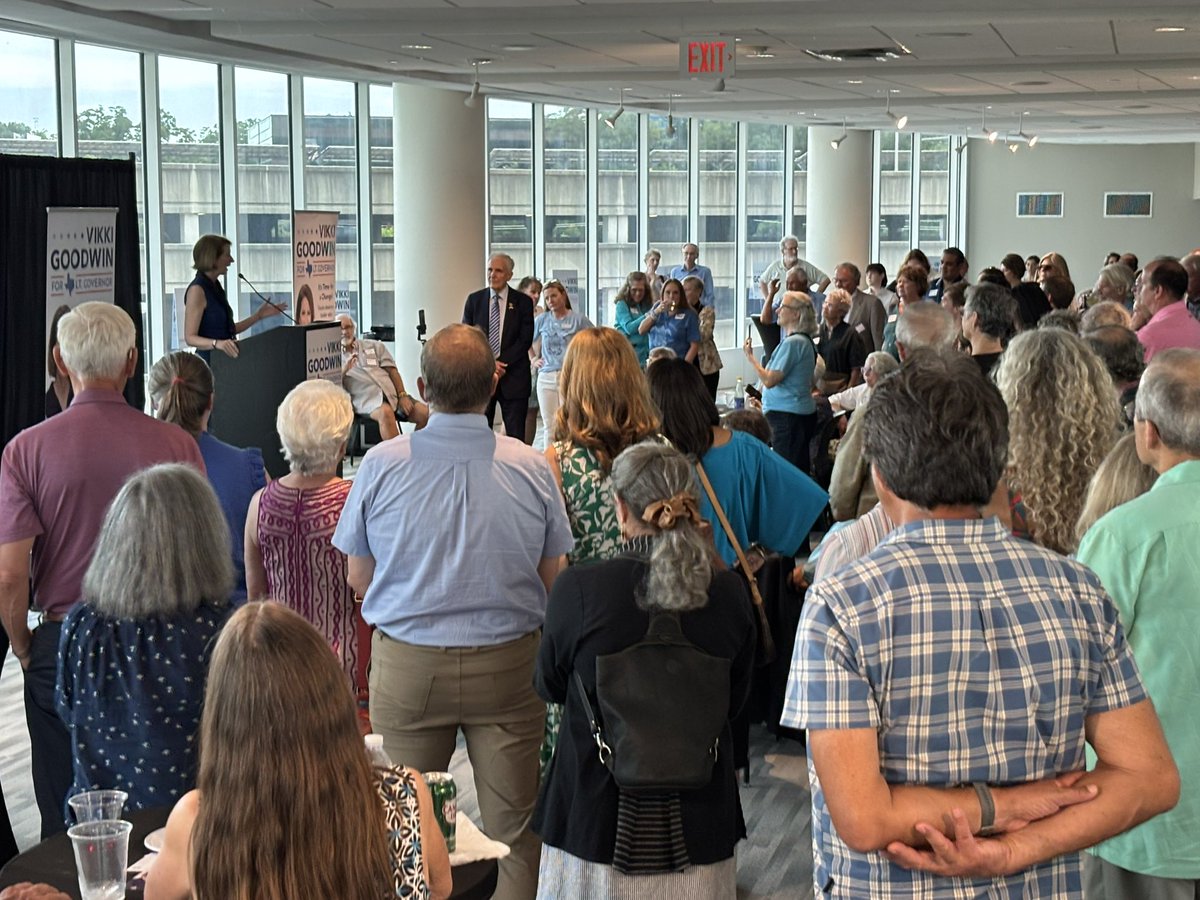 VikkiGoodwinTX's tweet image. Thank you to everyone who joined us last night at our Campaign Kick Off in Austin! Special shoutout to the incredible elected officials, community leaders, and fellow Texans who came out to show their support. Your energy and commitment to our shared vision for Texas means…