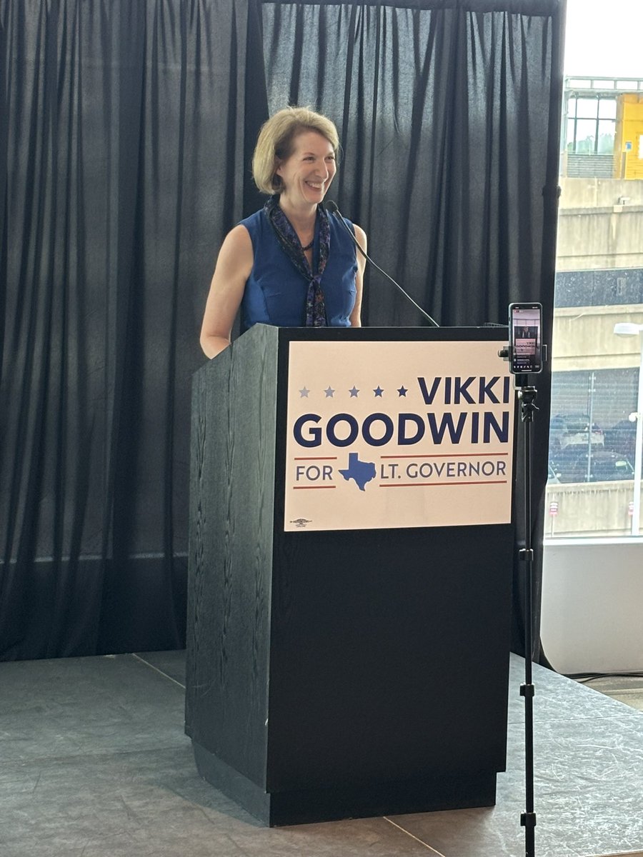 VikkiGoodwinTX's tweet image. Thank you to everyone who joined us last night at our Campaign Kick Off in Austin! Special shoutout to the incredible elected officials, community leaders, and fellow Texans who came out to show their support. Your energy and commitment to our shared vision for Texas means…