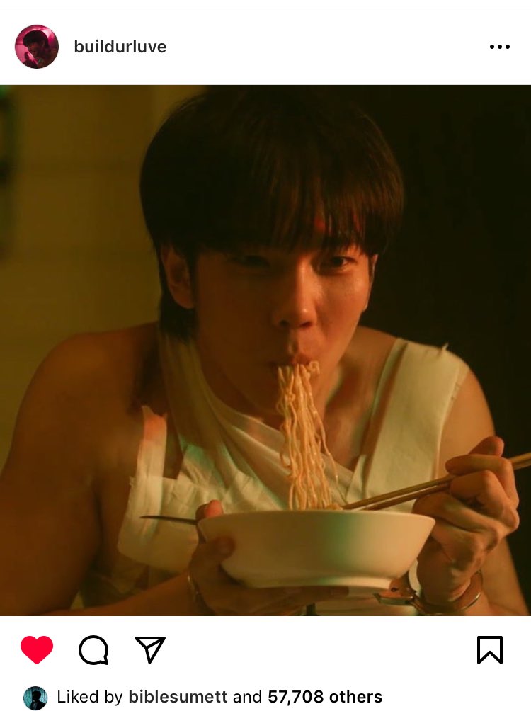 BibleBuildPH's tweet photo. POV It's 2022 &amp; Biu &amp; Bib each post their scenes for ep 11. The competition of Bubbles would be liking faster than Bib or Biu but they always beat us liking each other's posts 🥹🖤💙

WHO'S A GOOD BOY
#VegasPete_KPEP11
#VeagsPete #BibleBuild https://t.co/BgGnNm99dH
