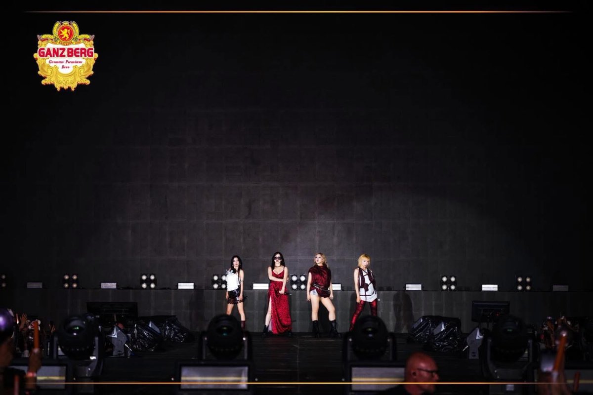 2 weeks ago, 2NE1 performed in Cambodia for the very first time as a full group 🇰🇭♠️🪽

Let’s Rock PHNOM PENH City with 2NE1 
#2NE1SUPERIDOLinPHNOMPENH 
#ស្វាគមន៍រាជិនីខេផប2NE1មកកាន់ប្រទេសកម្ពុជា