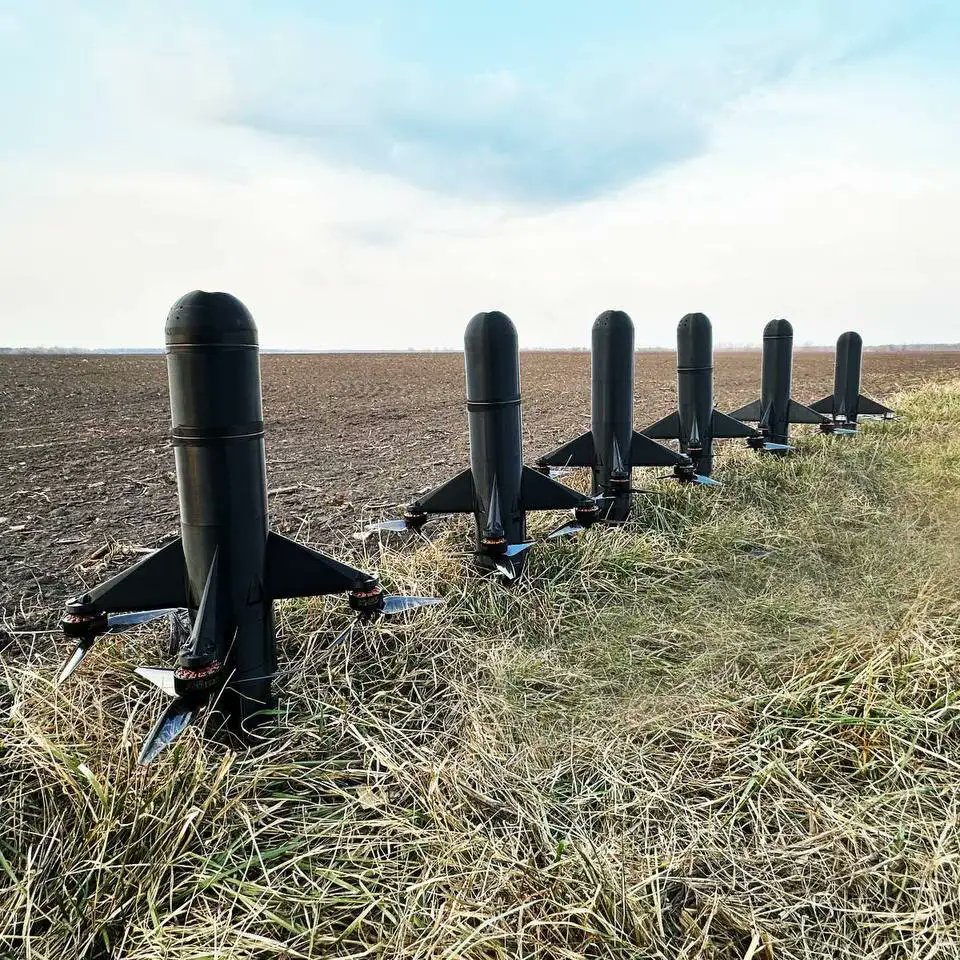 defensetech4Ukr's tweet image. United24 brings interesting and good news about the ODIN interceptor drone, designed to intercept Shaheed and Gerbera UAVs. We recommend reading their post for more information on this important topic.
youtube.com/post/Ugkxk-HwY…