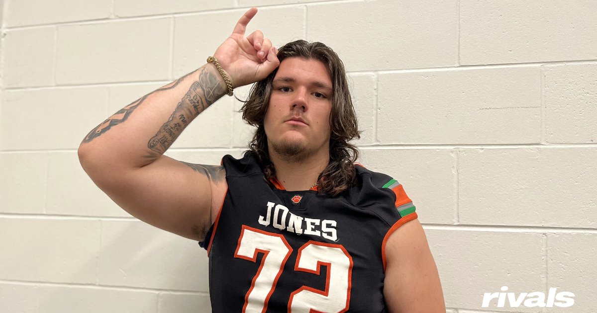 After time in South Florida, Colorado OL commitment Xavier Payne is back at Orlando (Fla.) Jones High School for his senior season. 🦬

on3.com/rivals/xavier-…