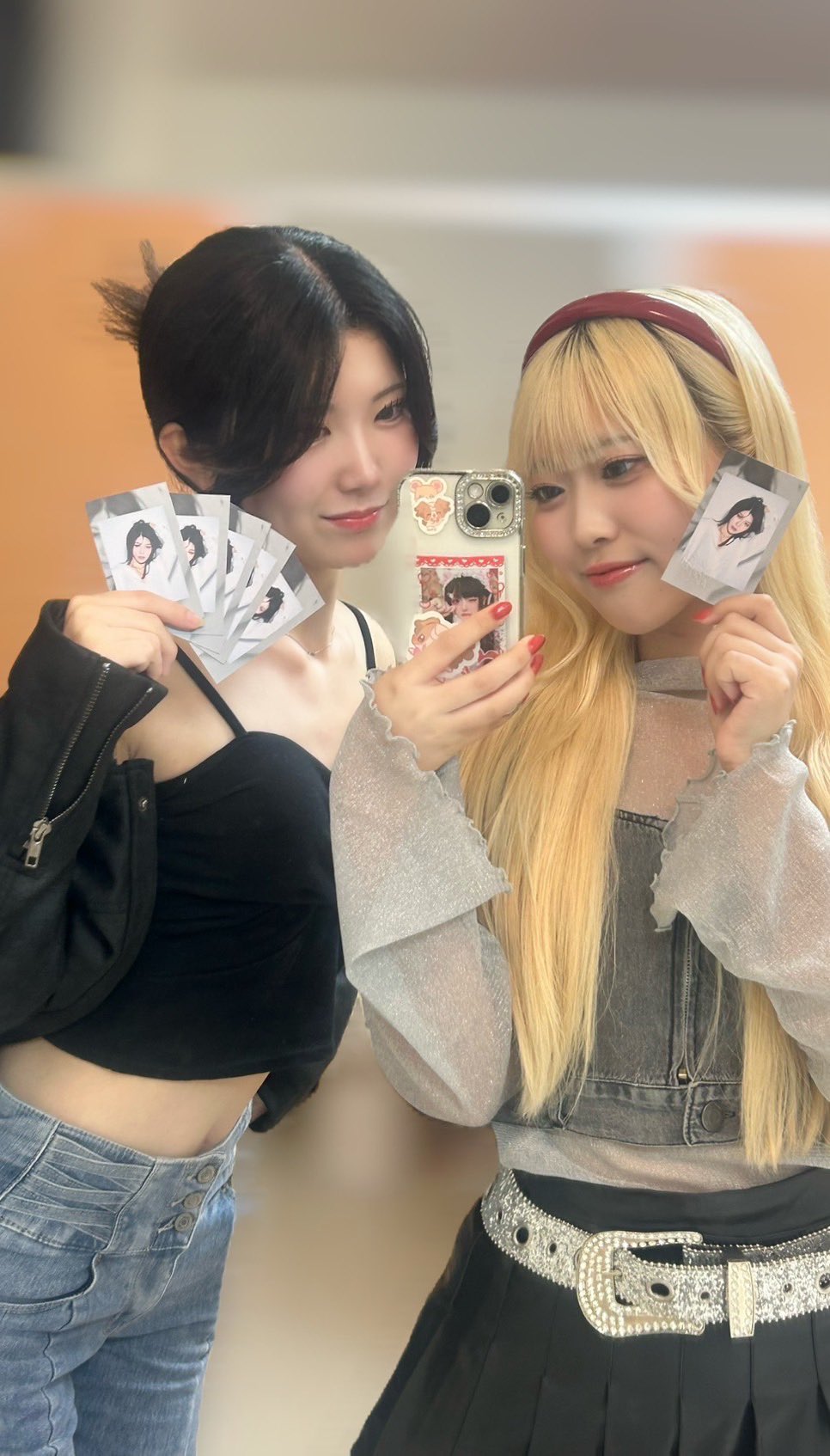 にこるん　みちょぱ　ツーショットチェキ　超スニーカー部 Amazon.co.jp: FRUITS ZIPPER : 【Amazon.co.jp限定】NEW KAWAII