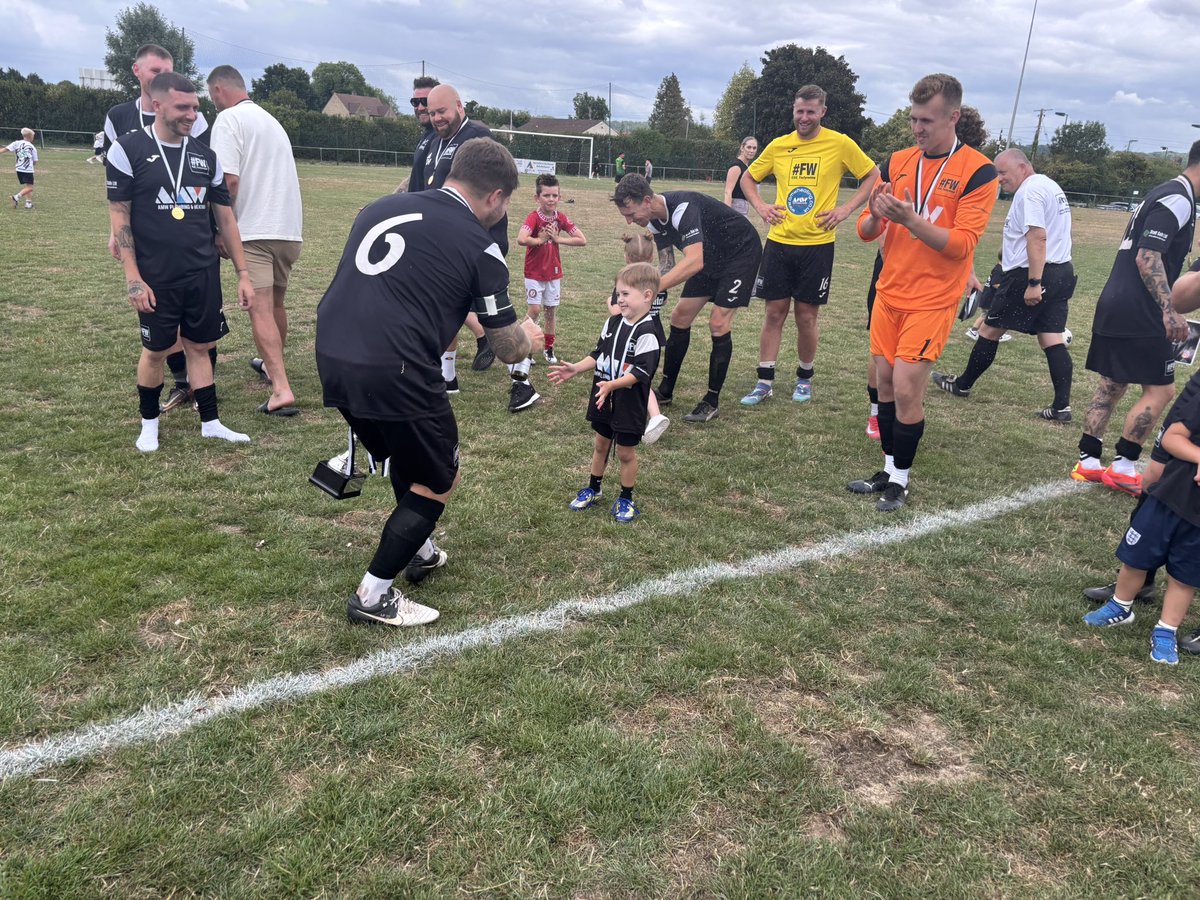 AS_FootyReview's tweet photo. @TSods @scott_brice YOUR WINNERS!! #FWXI what an incredible day…. 🥹😢 thank you all so so much….🤍🤍 emotional is an understatement….  Amazing day!! #FW #SupportingCF 

@TSods 1-4 #FWXI https://t.co/lzHOYTzBuE