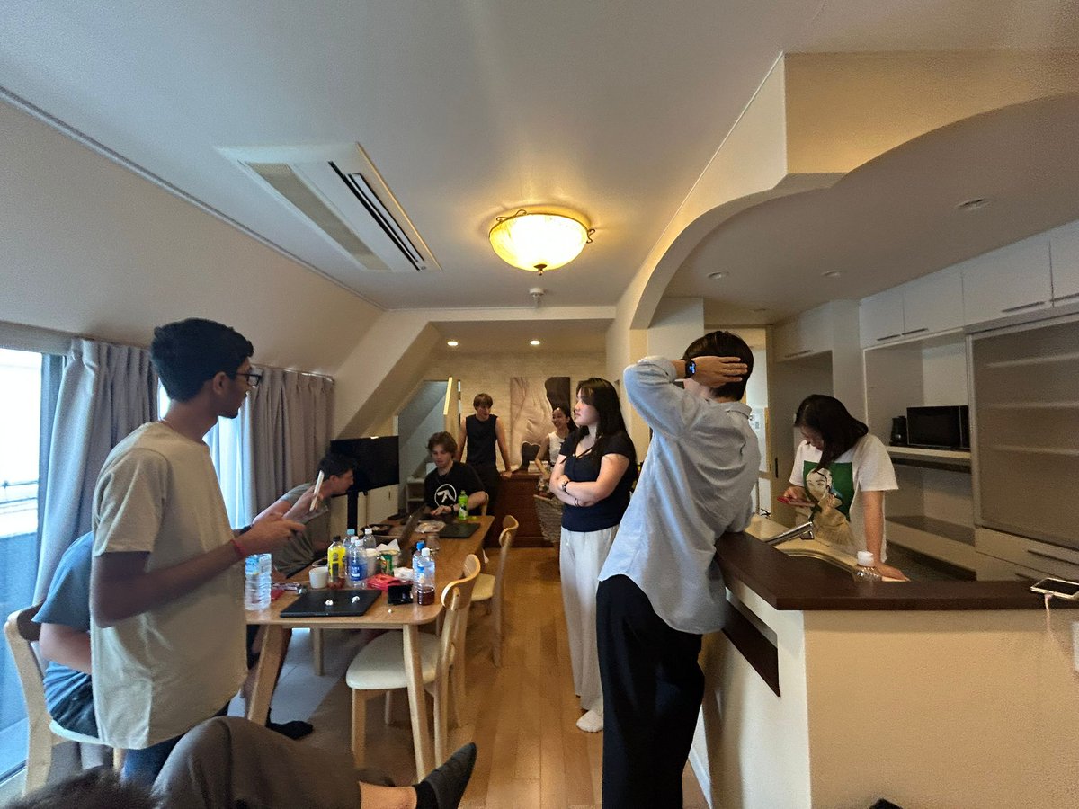 ImpactShinEdu's tweet image. What an epic night with entrepreneurs from all over the world!! @localhostJPN
@KechoHayashi @suhasasumukh @jackkfeuer @jackkfeuer @alex_cristeaz @zainmfj @hisa_sol @_hazqeel @hazlijohar