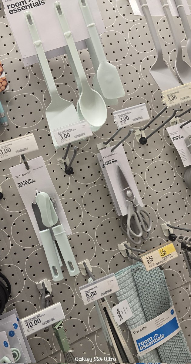 Country Snowman tweet media