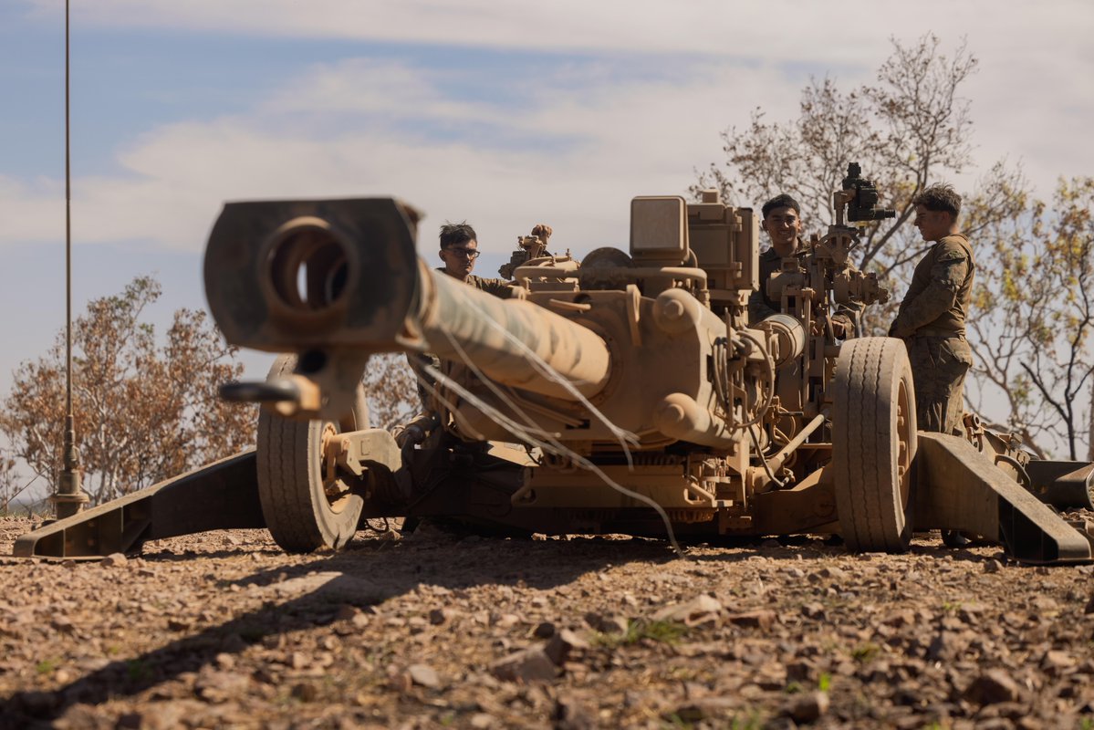 USMC's tweet image. #Marines with @MRFDarwin carry out a dry-fire run with an M777 Howitzer during Talisman Sabre 25 in the Northern Territory, Australia, July 11, 2025.
Talisman Sabre is the largest bilateral military exercise between Australia and the United States, advancing a free and open…