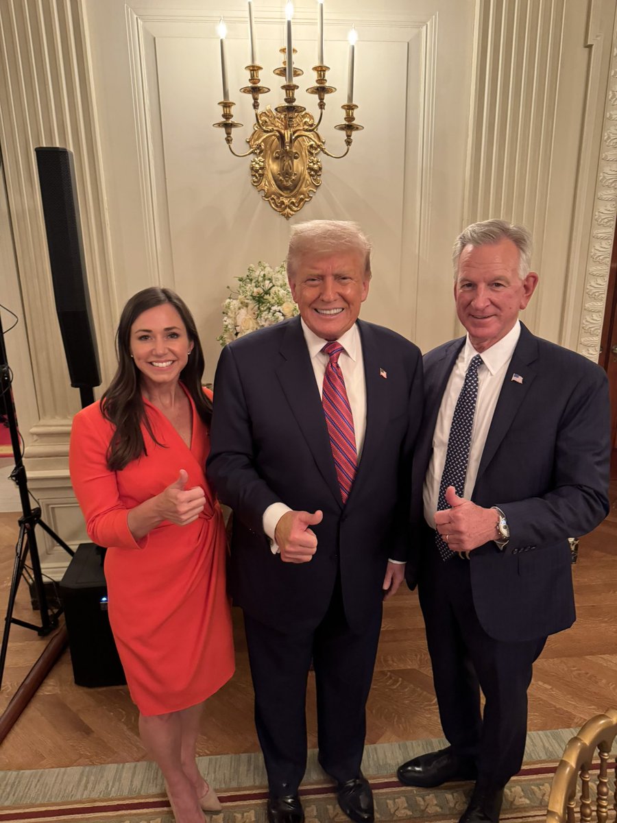 SenKatieBritt's tweet image. Last night, we celebrated the many accomplishments @POTUS and Republicans have delivered in just 6 months for the American people. It’s an honor to work alongside my colleagues and President Trump on behalf of Alabamians to Make America Great Again!