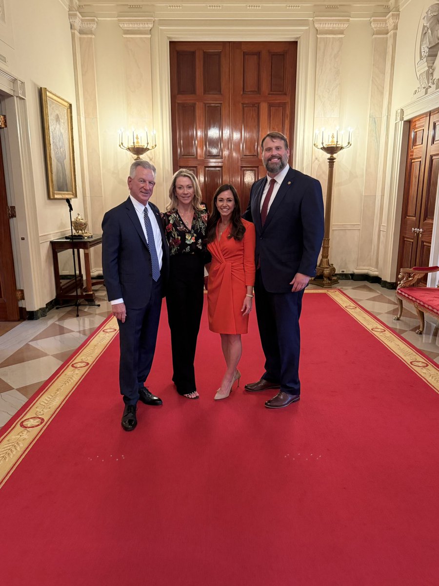 SenKatieBritt's tweet image. Last night, we celebrated the many accomplishments @POTUS and Republicans have delivered in just 6 months for the American people. It’s an honor to work alongside my colleagues and President Trump on behalf of Alabamians to Make America Great Again!