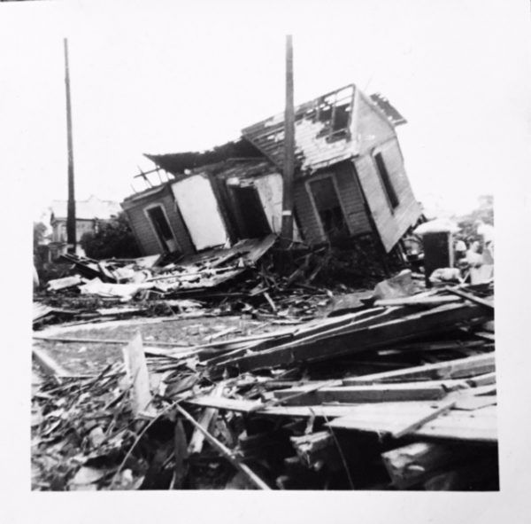 tornado_talk's tweet image. Lima, OH F3 #Tornado – July 19, 1950! The strongest of six tornadoes on this date tore through Lima and Beaverdam in Allen County, OH. Hundreds of homes were damaged and three were destroyed. A drive-in theater, built just two weeks earlier, was leveled. The Lennox Furnacing…