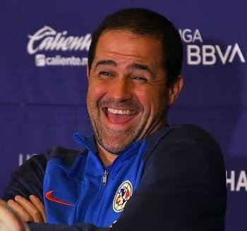 <a href="/EdgarRomoGDL/">Edgar Romo🇫🇷</a> <a href="/Chivas/">CHIVAS</a> Ya estaba muerta la puta de tu abuela cuando chivas ganó eso, pobre pendejo, yo si vi a mi equipo tricampeón