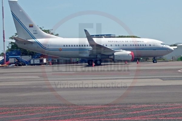 #Distrito | Avión presidencial ya está en el aeropuerto de Santa Marta ⤵️
elinformador.com.co/index.php/dist…