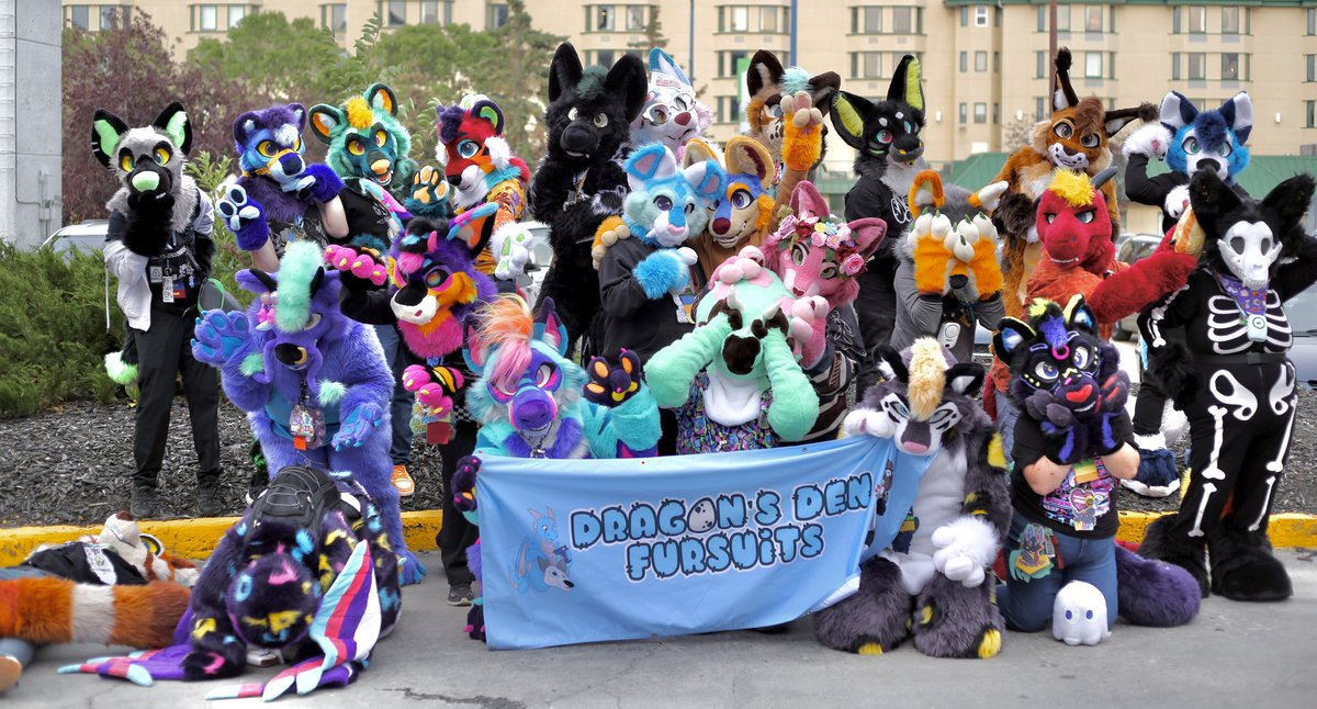 Eelowyn's tweet image. Fur Eh 2025 Dragons Den Fursuits group photo!