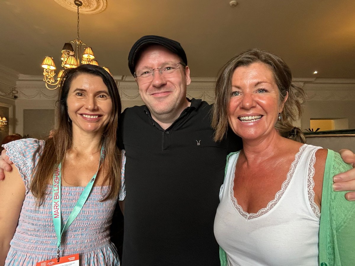 r_lynchcrime's tweet image. Rainy relaxed indoors vibe #harrogate @MichaelHWood @AAChaudhuri @sheilab @mariontodd @BarnabyWalter @sarahclarkewriter @catherinecooper #TheakstonsCrime