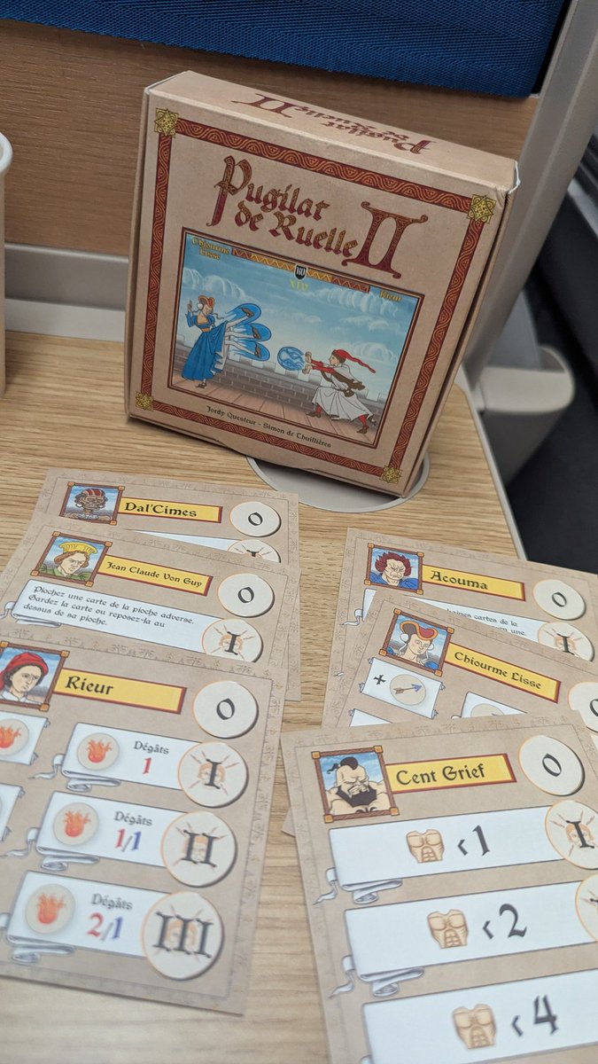 ExtraLifeCafe's tweet image. Quand tu es dans le train et que street fighter 2 te manque.