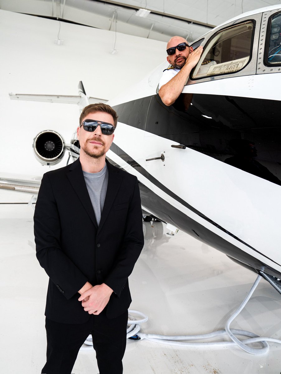 MrBeast's tweet image. I told this pilot that if he stays in this $2,500,000 private jet for 100 days straight, he could keep it! Go see if he won :D