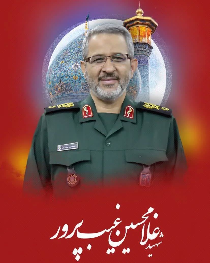 YusufZahra7's tweet image. شهید بزرگوار از همان جوانی، ارادت خاصی به حضرت اباعبداللهالحسین (ع) داشت که این ارادت باعث شد موسس هیئت ثارالله (ع) استان فارس باشد. این هیئت با حضور ایشان توانست در مرکز استان تاثیرات فرهنگی و اجتماعی قابل توجهی داشته باشد.
@YusufZahra7
#خداحافظ_فرمانده