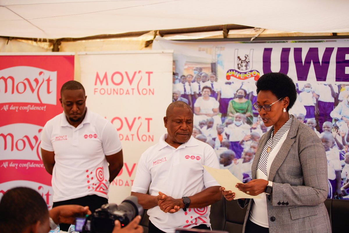 UWESO1's tweet image. The First Lady, @JanetMuseveni , conveyed sincere thanks to Mr. Birungi Simpson of the @MovitFoundation for the generous donation to @UWESO1 . Her appreciation was shared through a letter delivered by @UWESO1 CEO, Mrs. @JollyKags .
