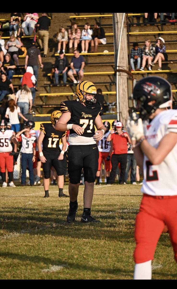 Beyond blessed to receive my 2nd offer to play at the next level at <a href="/au_msfootball/">Atlanteans Football 🔱</a> I wanna thank coach <a href="/CoachZackGoodFB/">Zachary Good</a> for the help and <a href="/kalilmurphy/">CoachMurphy</a> for the offer!!

<a href="/au_msfootball/">Atlanteans Football 🔱</a> 
<a href="/CoachSWalters/">Sean Walters</a> 
#TridentsUp