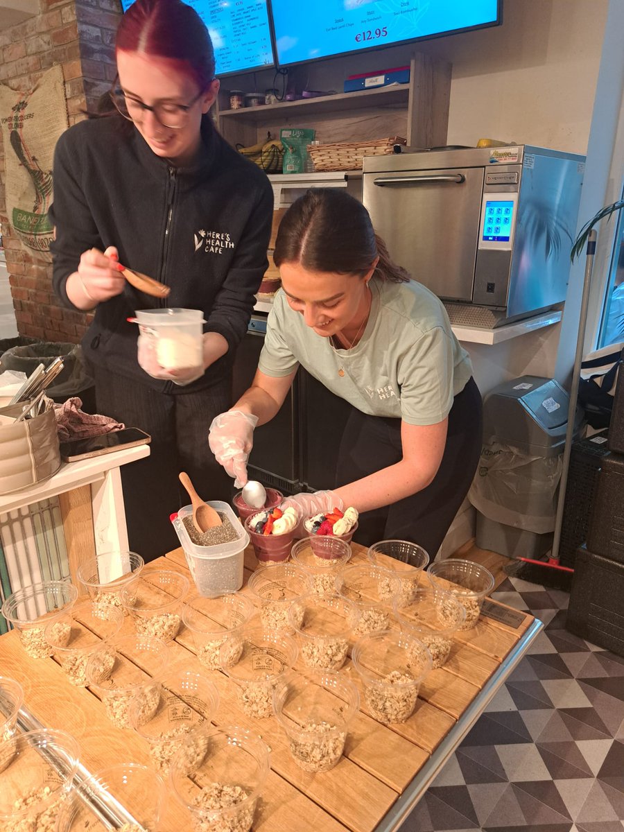 We were delighted to host Cork LGFA Minors today in their preparation for their All Ireland final next weekend. Thanks to Here's Health for feeding the girls. Best of luck to Martin Crummey, Andrea Toye, and Aisling Leahy <a href="/CorkLGFA/">Cork LGFA</a> <a href="/HeresHealth/">Here's Health</a> <a href="/StMichaelsLGFC/">St Michaels LGFC</a> ❤️🤍💚💛