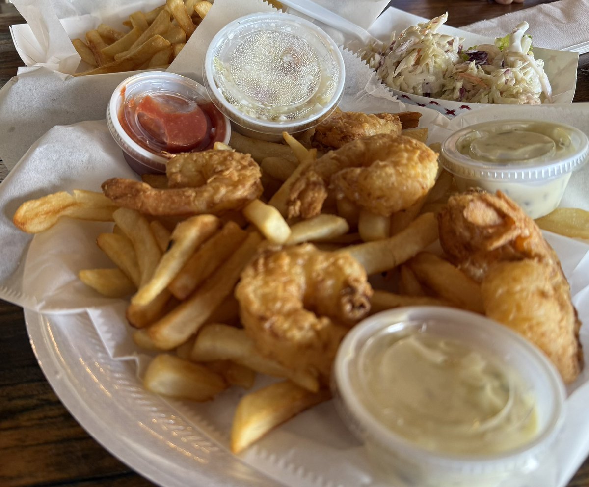 Definitely a go to place for great fried seafood! 🍤