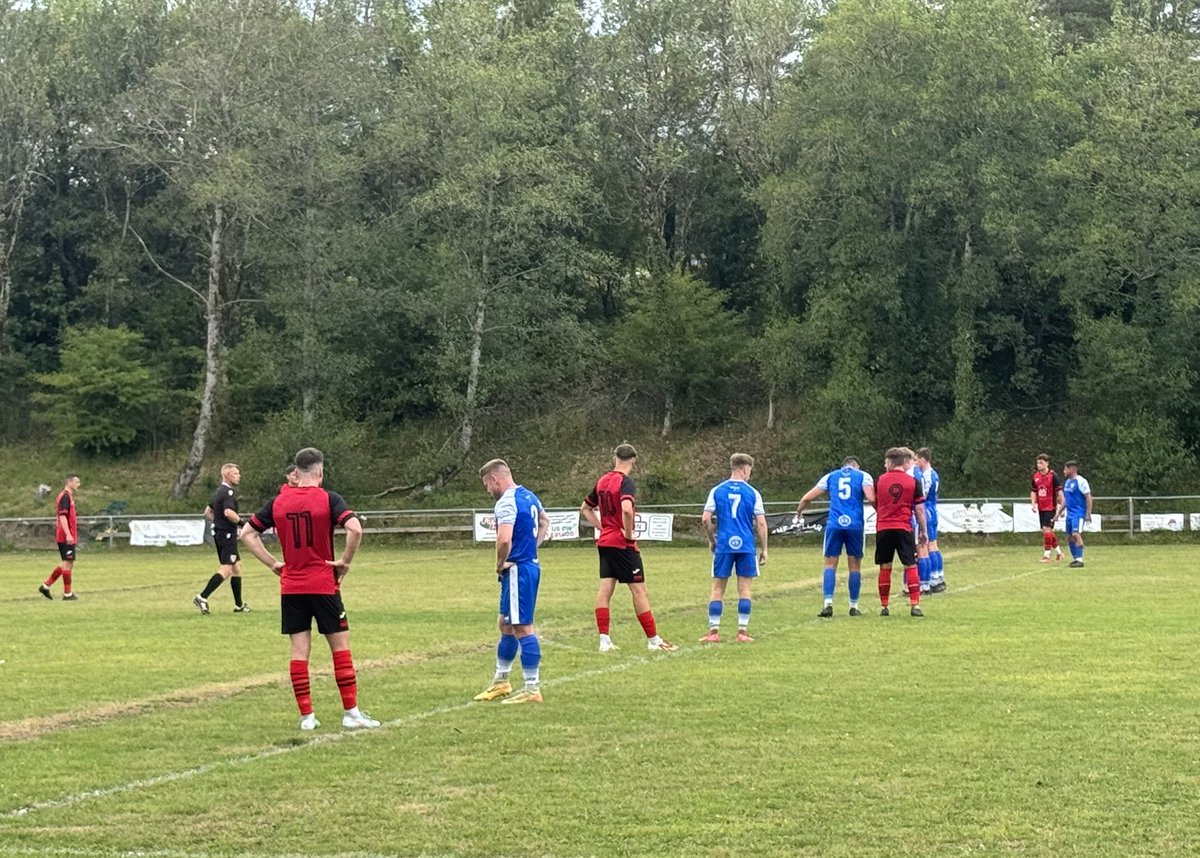 NickTorfaen's tweet image. Good 2-0 opening win to start the @ArdalSouthern League season for @blaenavonblues.
Well done to @UndyAFC who kept going and never gave up.