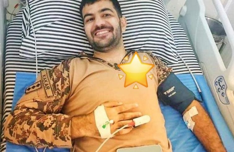 Brave Son of the soil, Maj Anwar Kakar was a proud recipient of a golden strip, a proud War Wounded.
Who got injured during operation inside PC Hotel Gawadar when attacked by terrorists in 2019.
Today got martyred in BLA terrorist attack.
Salute 🇵🇰