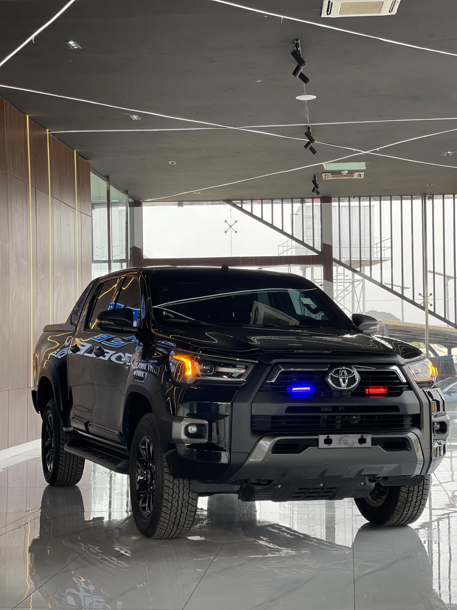beeteeautos's tweet photo. TOYOTA HILUX (Bulletproof) 2025
Buy &amp; Drive✅✅ https://t.co/Lph6Vskg6g