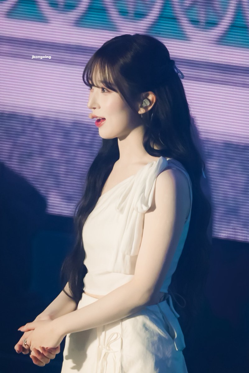jkongoing's tweet image. 250712 밤공
#엔믹스 #NMIXX #해원 #HAEWON