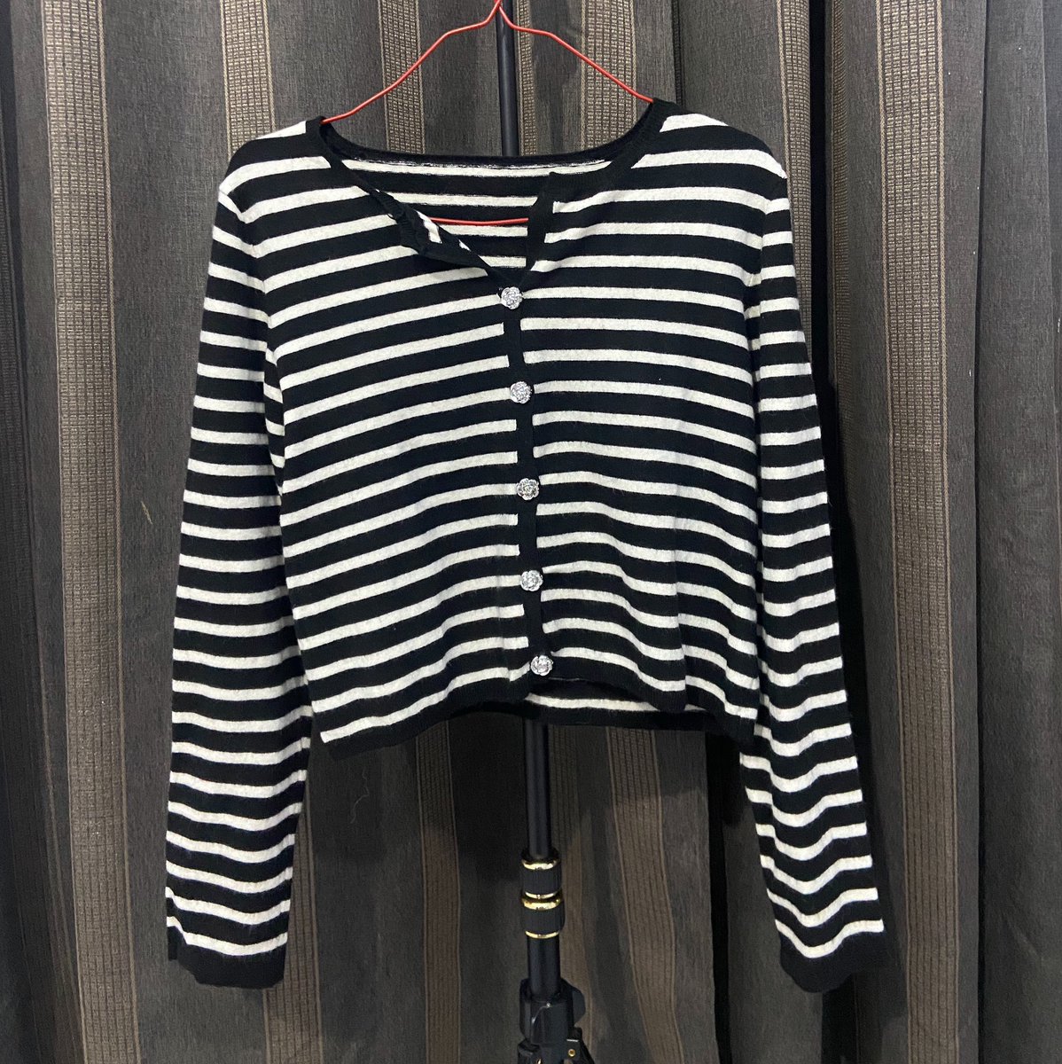 FLW GUEE BANYAK PRELOVED BAJU tweet media