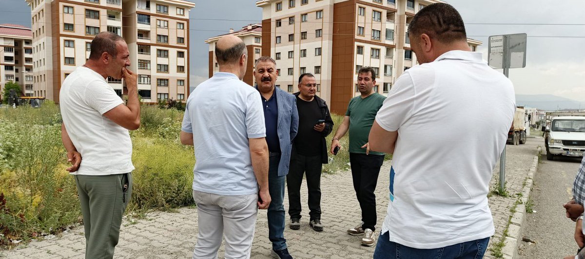 • Zirve TOKİ’lere de Mahalle Konağı Geliyor!
Saha çalışmalarımız kapsamında bu kez Zirve TOKİ’lerdeydik. Komşularımızın mahalle konağı talebine kayıtsız kalmadık.
✅ Yer tespitimizi yaptık, inşaat çalışmalarımıza başlıyoruz. Mahallemize şimdiden hayırlı olsun. 
.
<a href="/mustafademir/">Mustafa Demir 🇹🇷</a>