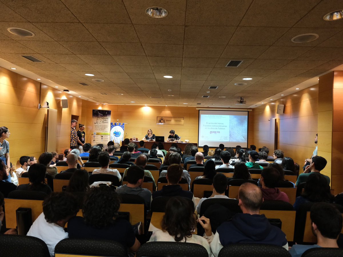 De Anduril a Dardo pasando por muchas, muchas más espadas en la obra de Tolkien hablamos con Antonio Miguel Jiménez Serrano en su charla con motivo de las actividades de la Sociedad Tolkien en el #celsius2025