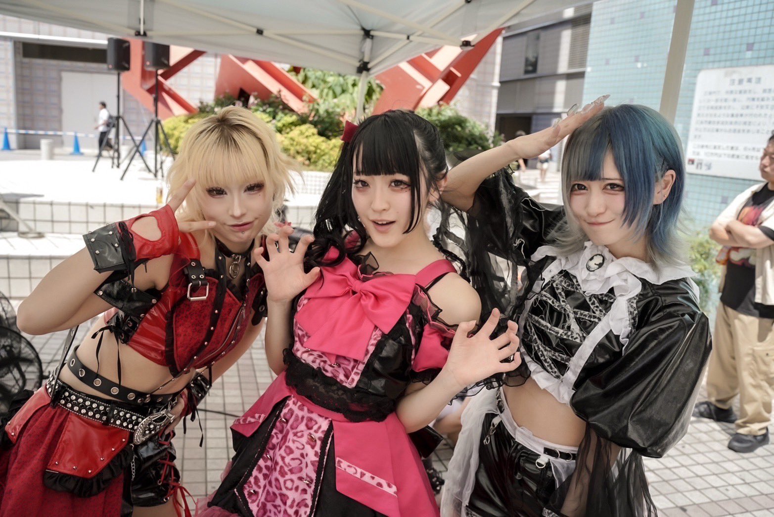 サファ様♪ Suspended 4th 2nd Single [Advance] リリース特設サイト
