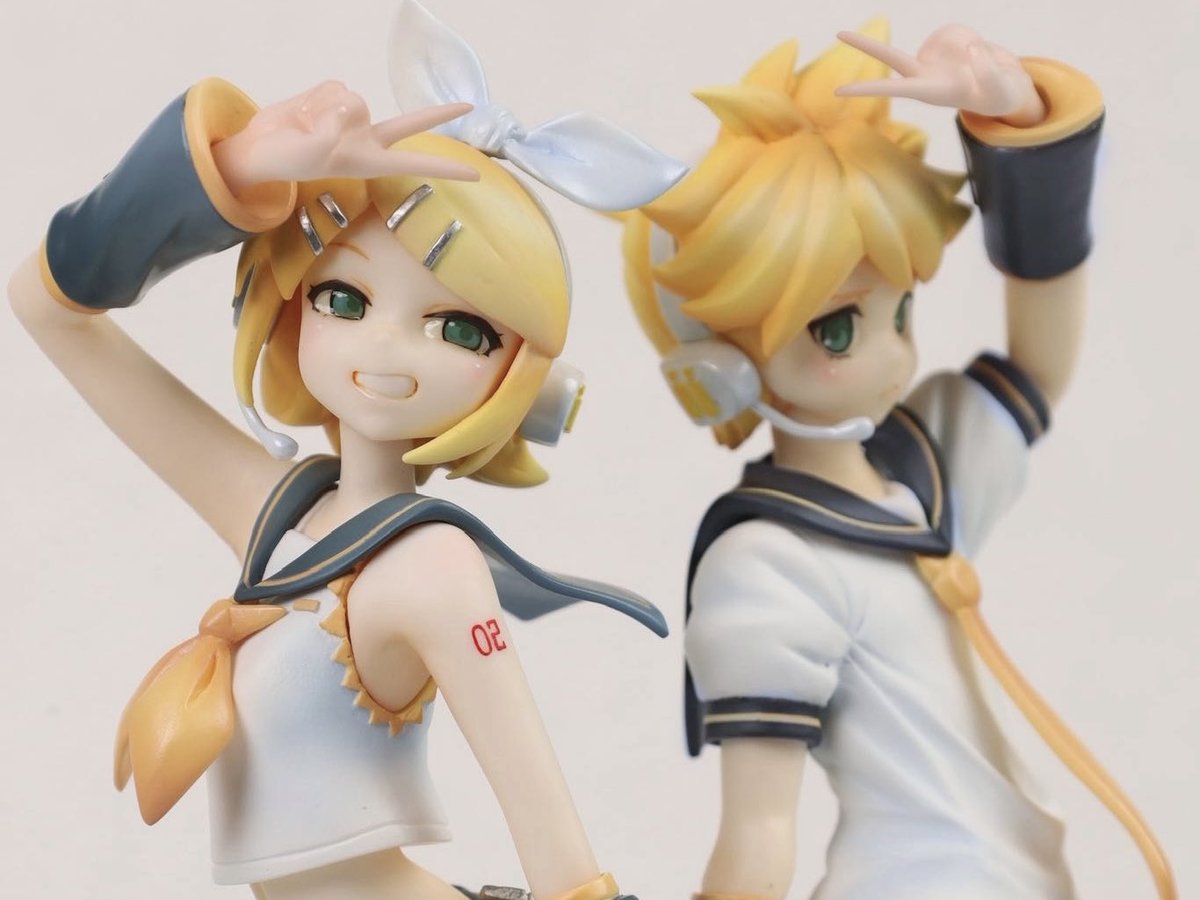7/27の夏WFにて、「鏡音リン&レン」のガレージキットを販売します 原型