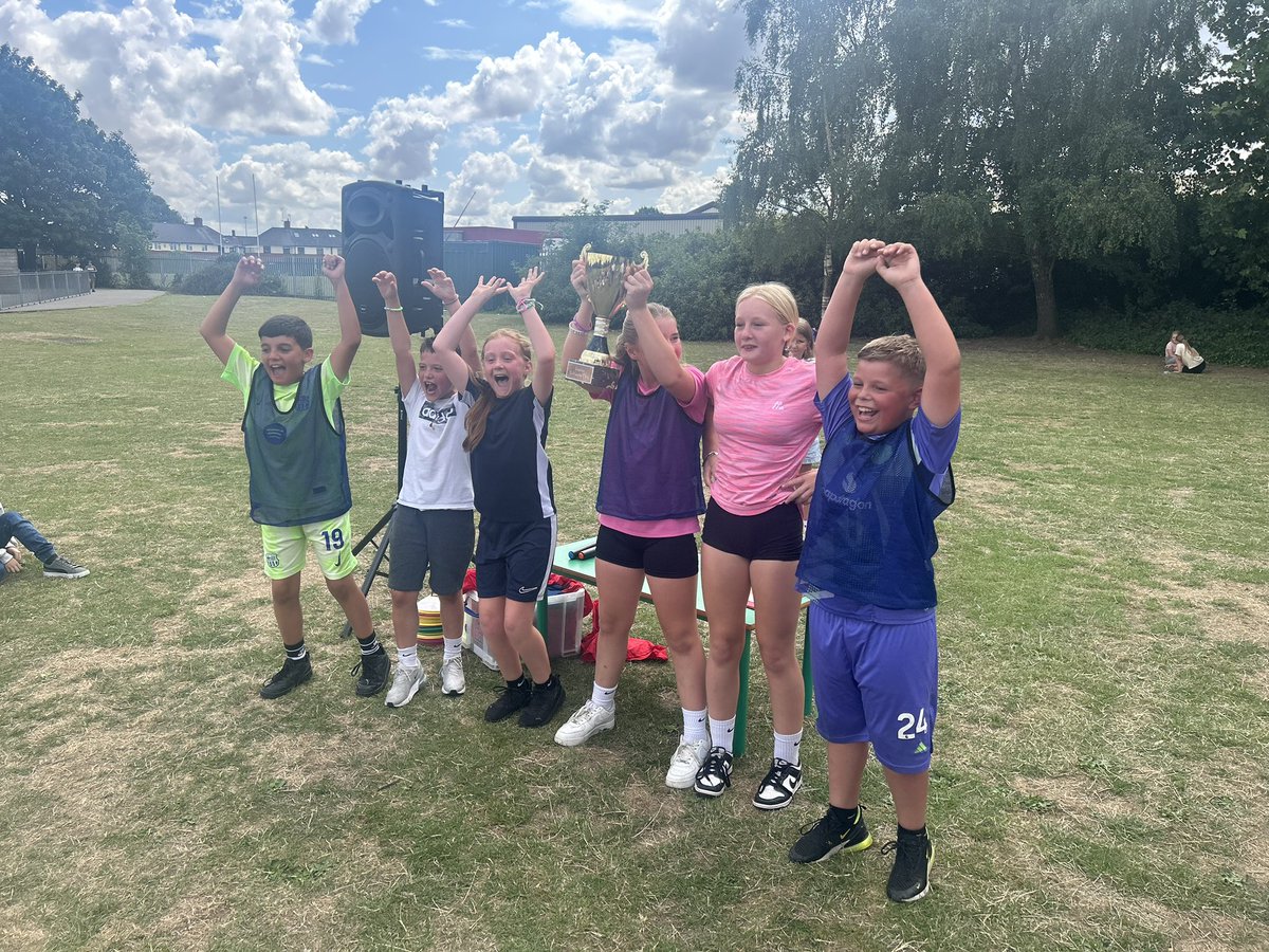 Boothferry Primary #weareBoothferry (@boothferryps) on Twitter photo The annual <a href="/MrCapewell77/">Mr Capewell</a> intra-school cup is complete. Holme are the winners in a tight final against Goole, separated only by a world class strike from one of the stars of the girls football team. The annual <a href="/MrCapewell77/">Mr Capewell</a> intra-school cup is complete. Holme are the winners in a tight final against Goole, separated only by a world class strike from one of the stars of the girls football team.
