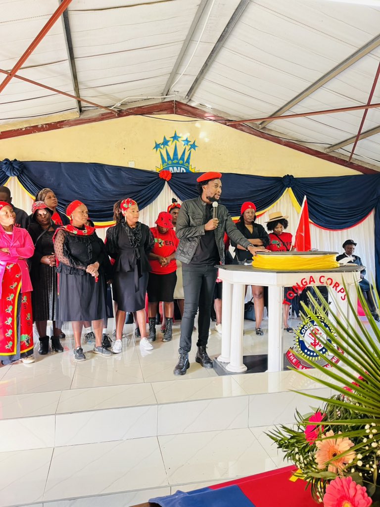 EFFward11's tweet image. ♦️FUNERAL SERVICE♦️
Cllr Mafia Fane addressed the funeral service of the late Fighter Pretty Sindile Ngomane that was held earlier today at Salvation Church in Tonga Ward 9, Nkomazi Subregion.
We extend our deepest condolences to the Ngomane family, our thoughts and prayers…