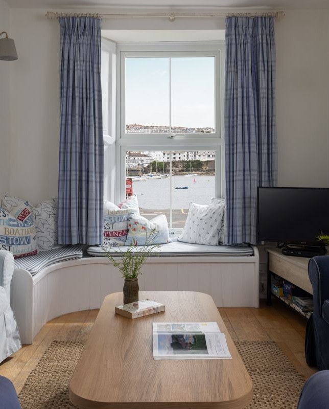 FalHolidayHomes's tweet image. Room with a view anyone? ⛵

📸 Clottage, Flushing

Browse our properties: bit.ly/FHHSearch

#RoomWithAView #ViewsForDays