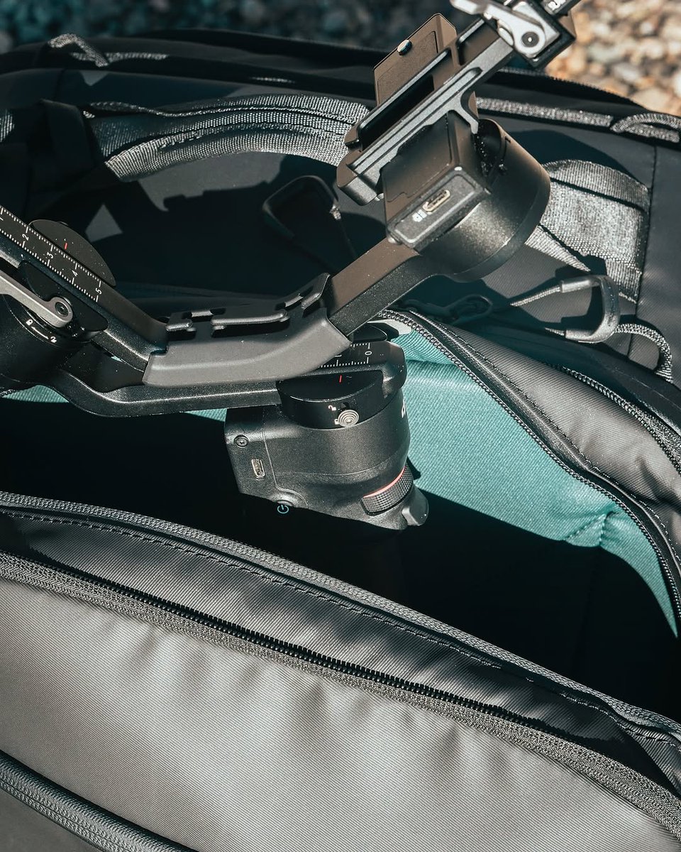 PGYTECH_global's tweet image. 🌿 Rolling through the greens, over gravel, and into the wild.
PGYTECH's Roller Camera Backpack—your smooth ride for every shoot. 🎒
@baeko_travel

#pgytech #camerabackpack #camera #rollerbackpack #photography #videography #sony #canon #nikon #dji #capturethesky #travelandshoot