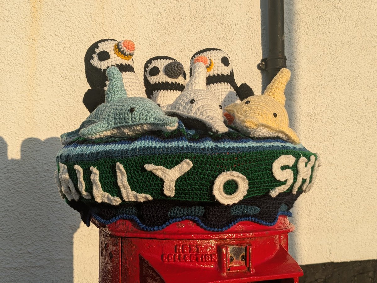 A  seaside postbox topper in Seahouses this week
#PostboxSaturday