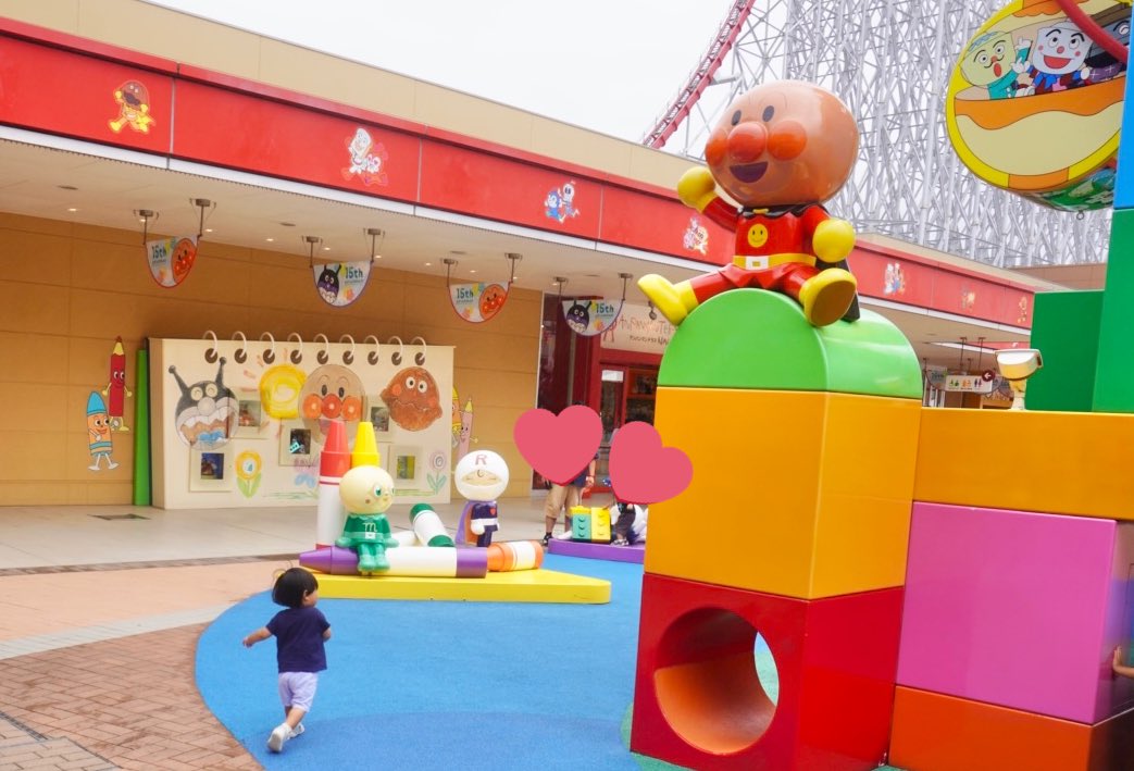 夢のような空間をキラキラした目で走り回る息子が愛おしすぎた🌈✨
最推しのアンパンマンとタッチできてよかったねえ〜〜🤭♡
