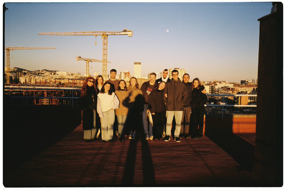 lavampirenue's tweet image. 