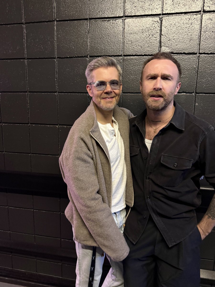 voidofchris's tweet image. Twink death night