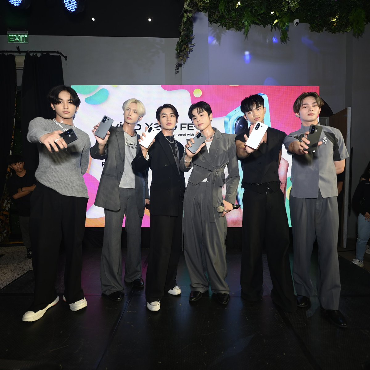 vivo_phil (@vivo_phil) on Twitter photo They really set the stage on FIRE!
<a href="/HORI7ONofficial/">HORI7ONofficial</a> performed at the vivo X200 FE Launch! Everyone was stunned with their fiery performance! They really set the stage on FIRE!
<a href="/HORI7ONofficial/">HORI7ONofficial</a> performed at the vivo X200 FE Launch! Everyone was stunned with their fiery performance!