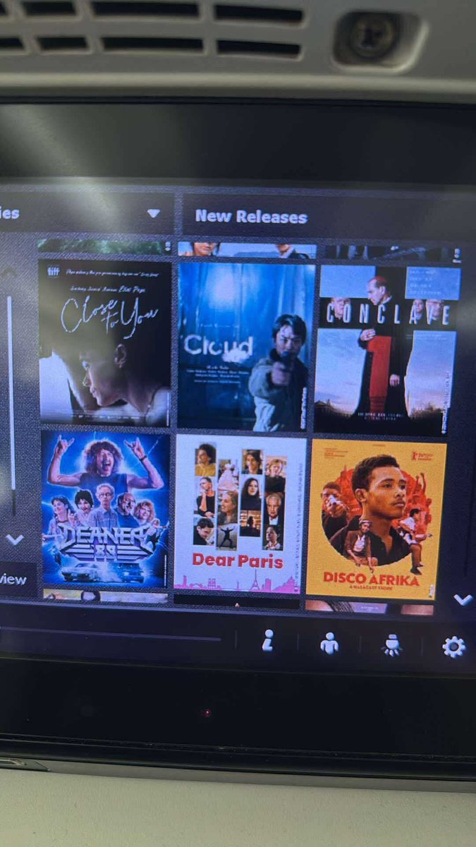 DubsReviews's tweet image. Air Canada; vampires, naps, and movies just getting theatrical releases. LA baby!